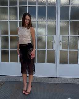 Alycia Debnam-Carey feet photo thumbnail