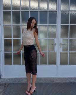 Alycia Debnam-Carey feet photo thumbnail
