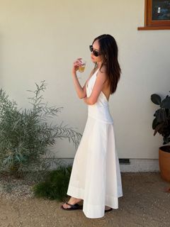 Alycia Debnam-Carey feet photo thumbnail