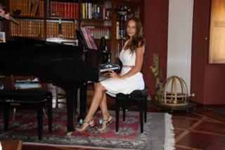 Alyona Vodonaeva feet photo 8
