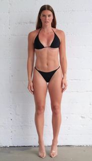 Alysha Newman feet photo 3