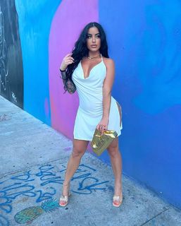 Alysia Magen feet photo 20