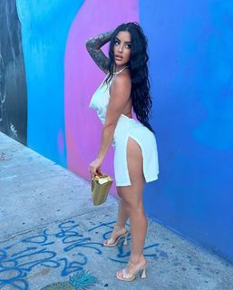 Alysia Magen feet photo 19