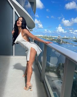 Alysia Magen feet photo 15
