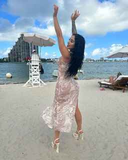 Alysia Magen feet photo 4