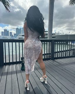 Alysia Magen feet photo 3