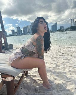 Alysia Magen feet photo 20