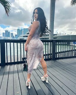 Alysia Magen feet photo 19