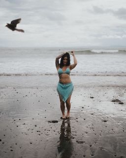 Alysia Magen feet photo 3