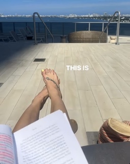 Alysia Magen feet photo 16