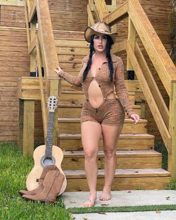 Alysia Magen feet photo 11
