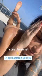 Alysia Magen feet photo 7