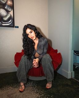 Alysia Magen feet photo 3