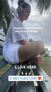 Alysia Magen feet photo 6