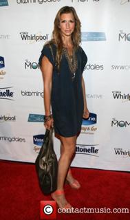 Alysia Reiner feet photo 1