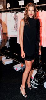 Alysia Reiner feet photo 3