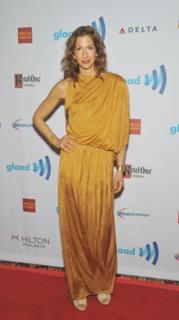Alysia Reiner feet photo 5
