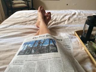 Alysia Reiner feet photo 3