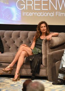 Alysia Reiner feet photo 10