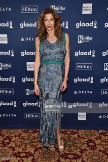 Alysia Reiner feet photo 9