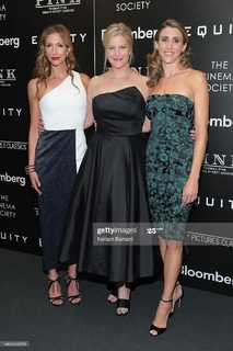 Alysia Reiner feet photo 4