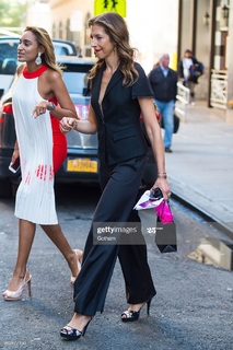 Alysia Reiner feet photo 11