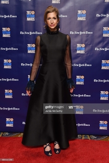 Alysia Reiner feet photo 2