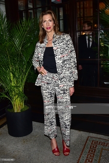 Alysia Reiner feet photo 8