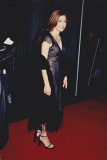 Alyson Hannigan feet photo thumbnail