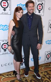 Alyson Hannigan feet photo thumbnail