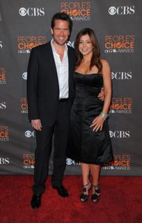 Alyson Hannigan feet photo thumbnail