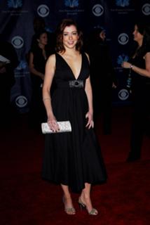 Alyson Hannigan feet photo thumbnail