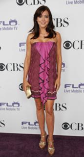 Alyson Hannigan feet photo thumbnail