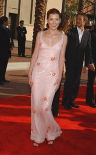 Alyson Hannigan feet photo thumbnail