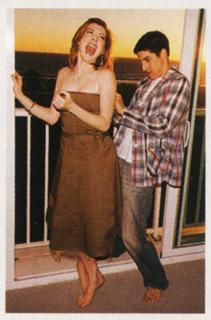 Alyson Hannigan feet photo thumbnail