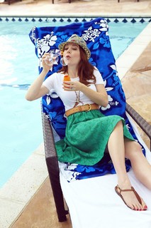 Alyson Hannigan feet photo thumbnail