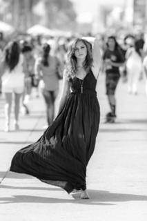 Alyson Stoner feet photo thumbnail