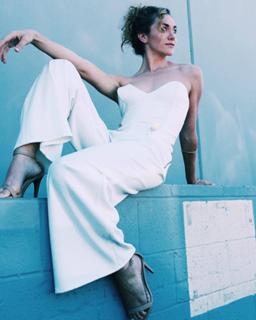 Alyson Stoner feet photo thumbnail