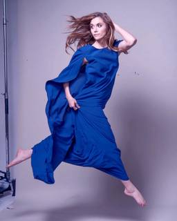 Alyson Stoner feet photo thumbnail