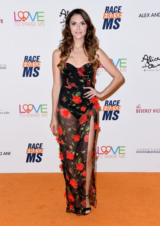 Alyson Stoner feet photo thumbnail