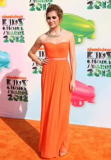 Alyson Stoner feet photo thumbnail