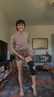 Alyson Stoner feet photo 1