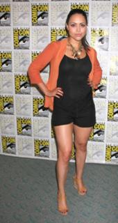 Alyssa Diaz feet photo thumbnail