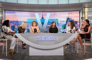 Alyssa Farah Griffin feet photo thumbnail