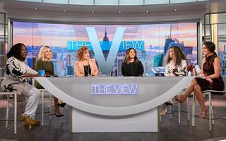 Alyssa Farah Griffin feet photo thumbnail