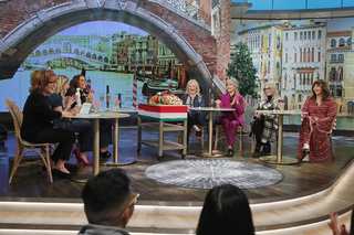 Alyssa Farah Griffin feet photo thumbnail