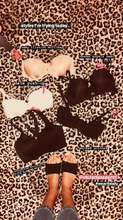 Alyssa Lynch feet photo 17