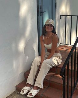 Alyssa Lynch feet photo 11