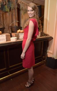 Alyssa Sutherland feet photo thumbnail