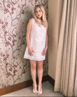 Alyvia Alyn Lind feet photo 1